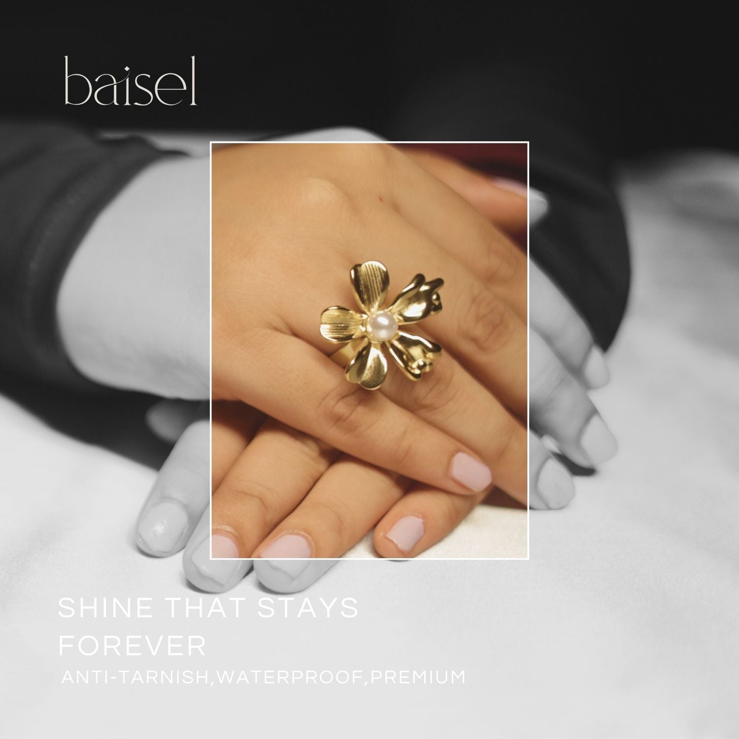 Pearl Bloom Finger Ring