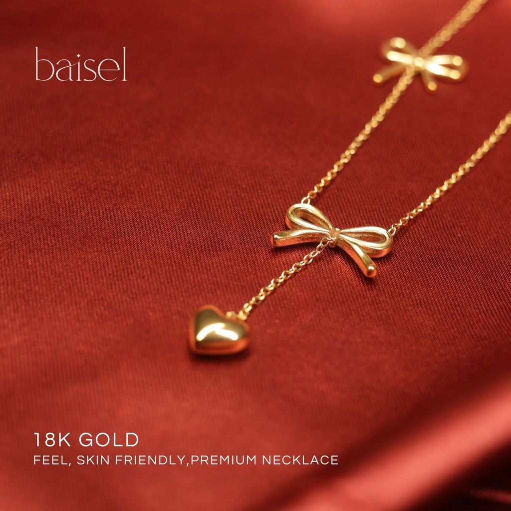 Charm Knot 18K Gold pendant