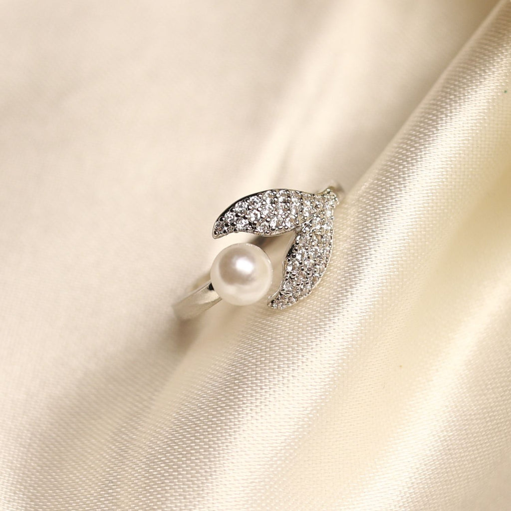 Leaf & Pearl Open Ring