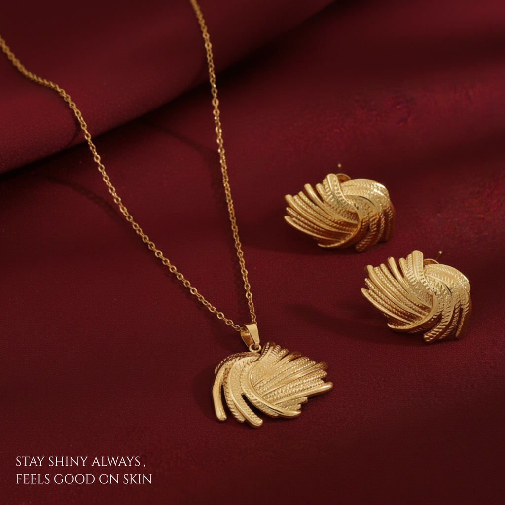 Golden Shell Swirl Necklace & Earring Set